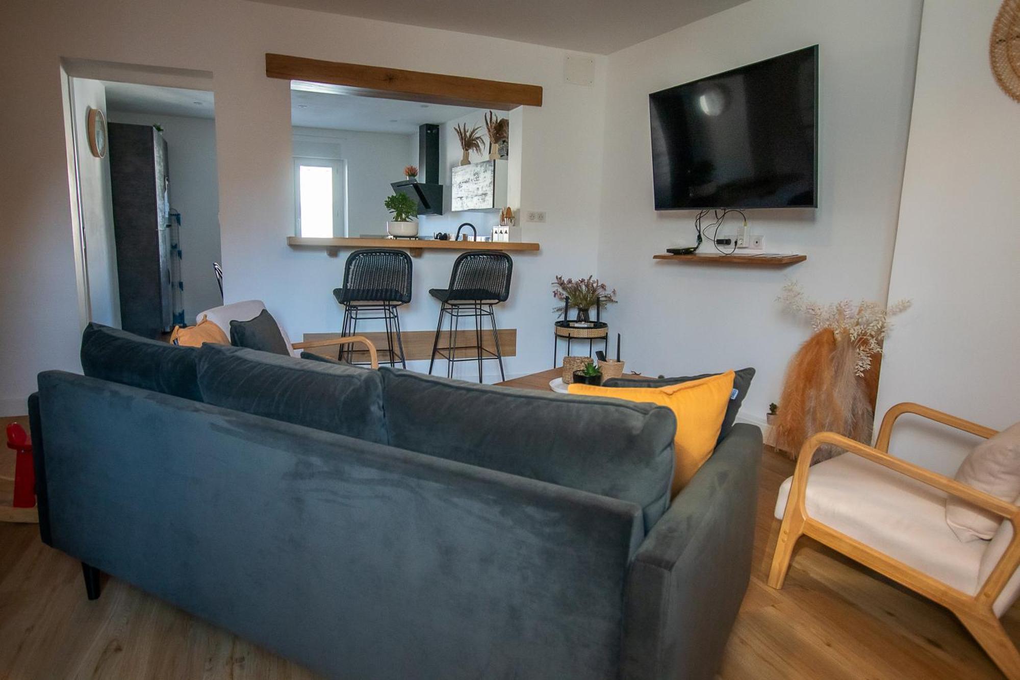 Le Charme Des Berceaux Apartment *